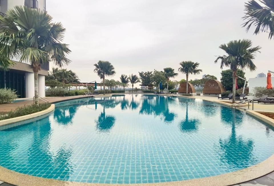 0511 Almas Suites W/Sofa Bed 4Pax Netflix By Stay Nusajaya  Εξωτερικό φωτογραφία